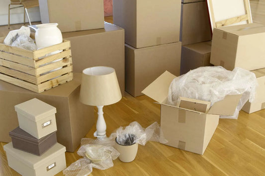 Moving boxes with lamp